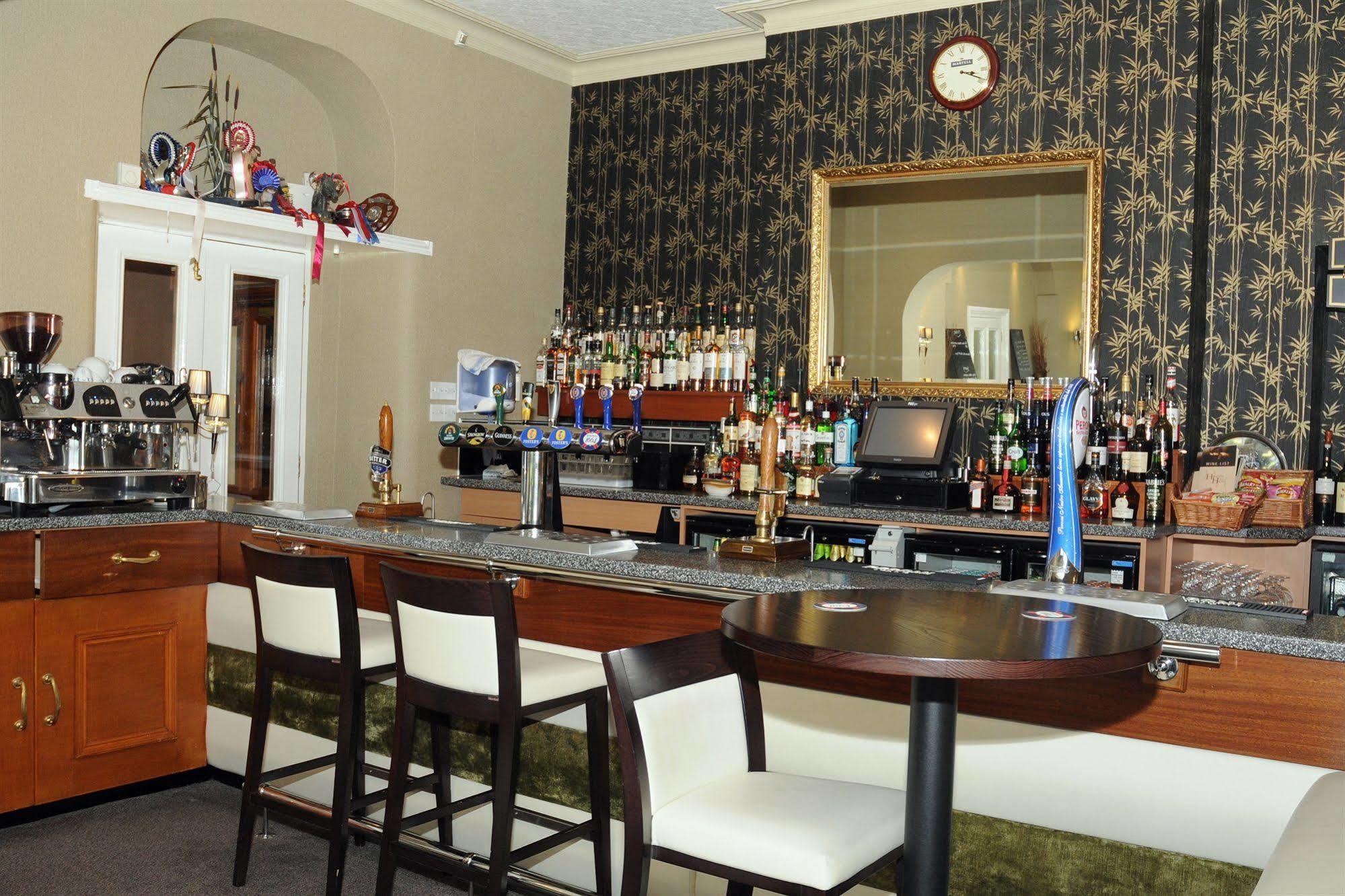 Hundith Hill Hotel Кокермут Экстерьер фото